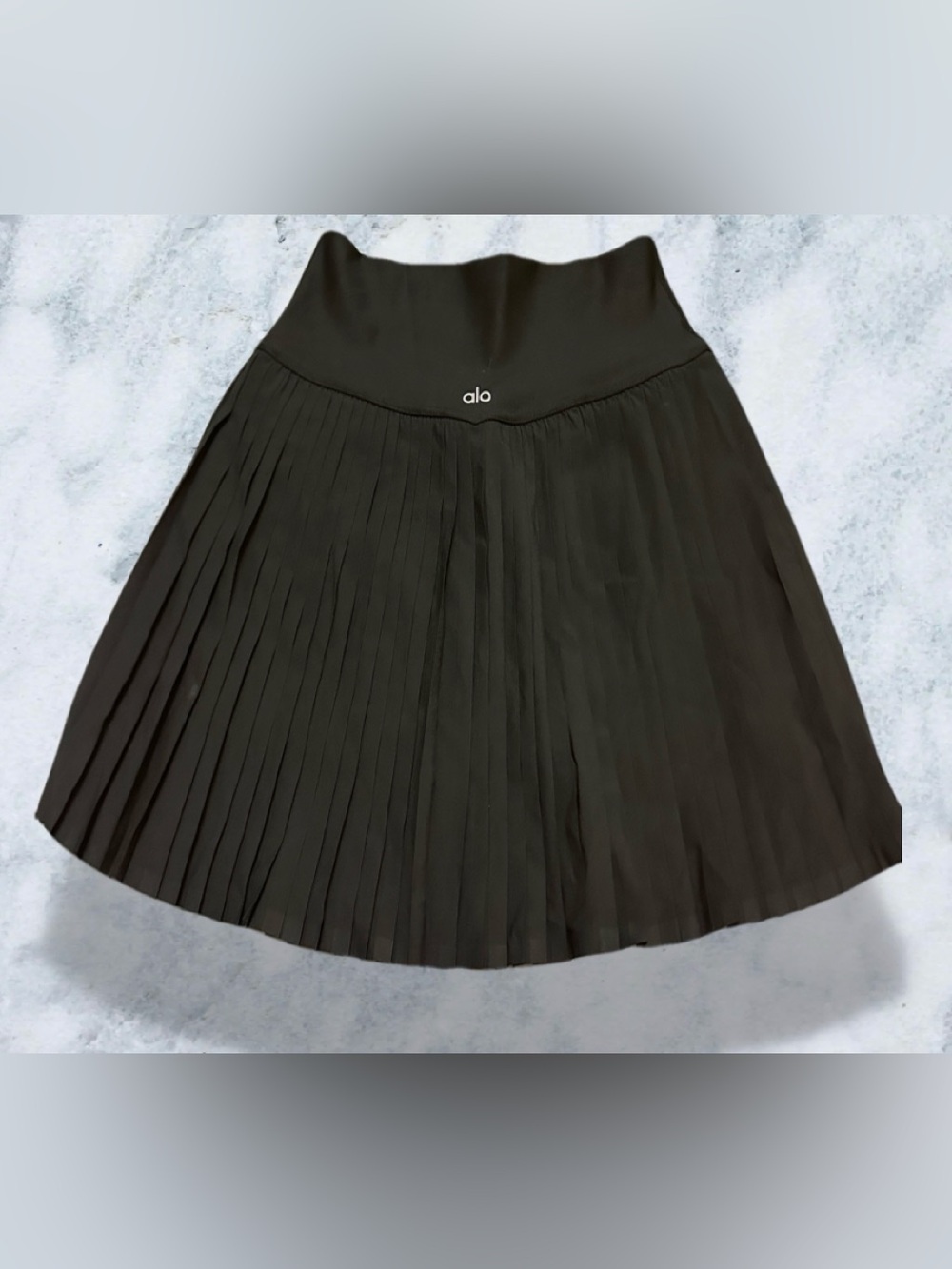 ALO Yoga Black Pleated A-Line Skirt M